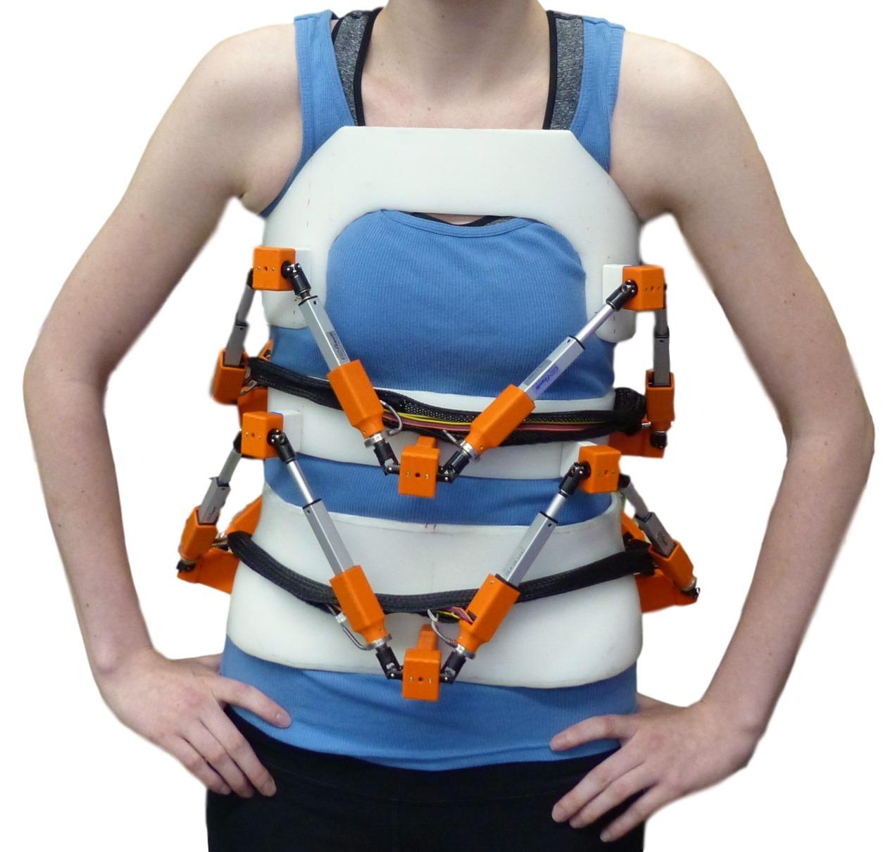 RoSE prototype designed for female adolescents Female subject wearing the RoSE